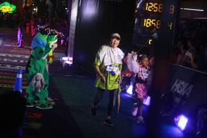 BIB: 1258, 1858, 401
                            <button type="button" onclick="openModal(26275133)" class="btn btn-primary btn-sm float-right btn-popup" data-toggle="modal" data-target=".modal-high-quality">
                        <i class="fas fa-shopping-cart"></i> Add to Cart
                    </button>
                                            <button type="button" onclick="isThisMe(26275133, true)" class="btn btn-success btn-sm float-right btn-popup btn-isme hidden" data-toggle="tooltip" data-placement="bottom" title="นี่คือรูปของคุณใช่ไหม คลิกที่นี่เพื่อเอาเข้าอัลบั้ม">
                        <i class="fas fa-plus"></i> Add to album
                    </button>
                    <button type="button" onclick="isThisMe(26275133, false)" class="btn btn-warning btn-sm float-right btn-popup btn-isnotme hidden">
                        <i class="fas fa-ban"></i> Remove from album
                    </button>